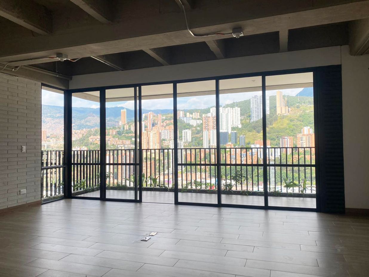 Apartamento en arriendo Antioquia Medellín Simesa 70 m2 Habitaciones 1 Baños 2 Garajes 2 Precio $3700000