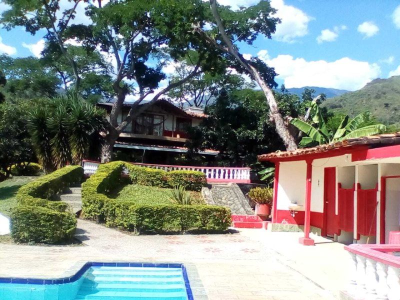 Casa en venta Antioquia San Jerónimo San Jerónimo 9420 m2 Habitaciones 9 Baños 7 Garajes 0 Precio $3500000000