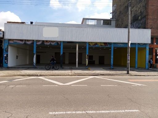 Local en arriendo Cundinamarca Bogotá Santa Rosa Del Carvajal 720 m2 Habitaciones 0 Baños 3 Garajes 0 Precio $18000000