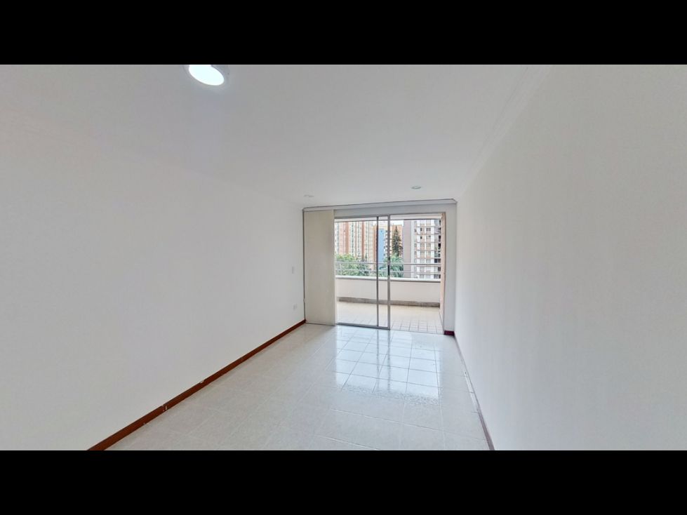 Apartamento en venta Antioquia Medellín Loma De Los Bernal 86 m2 Habitaciones 3 Baños 2 Garajes 2 Precio $475000000