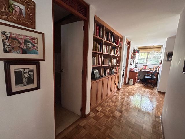 Apartamento en venta Antioquia Medellín Urbanizacion El Futuro 147 m2 Habitaciones 3 Baños 2 Garajes 2 Precio $820000000