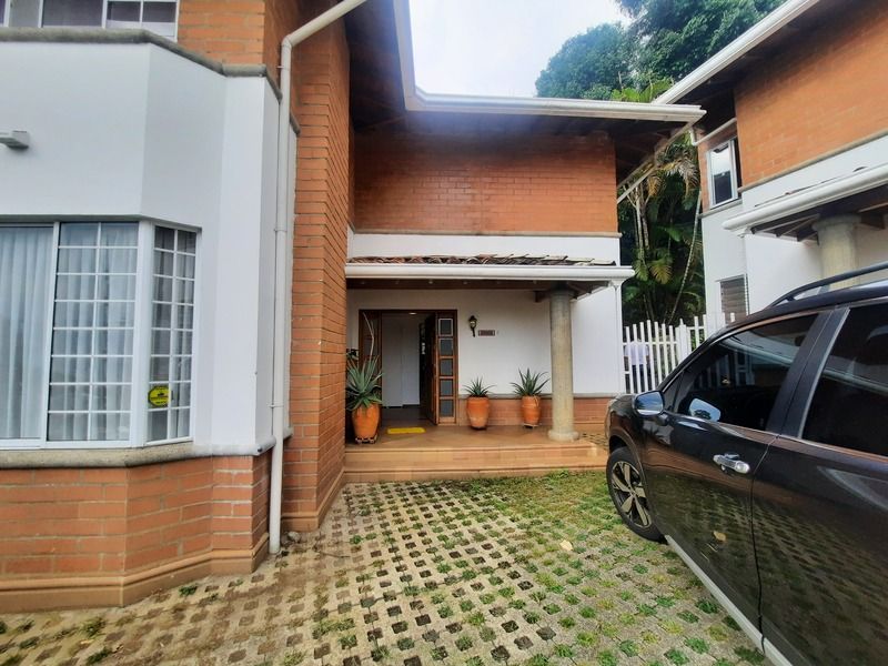 Casa en arriendo Antioquia Medellín Los Balsos No1 245 m2 Habitaciones 4 Baños 8 Garajes 2 Precio $8500000