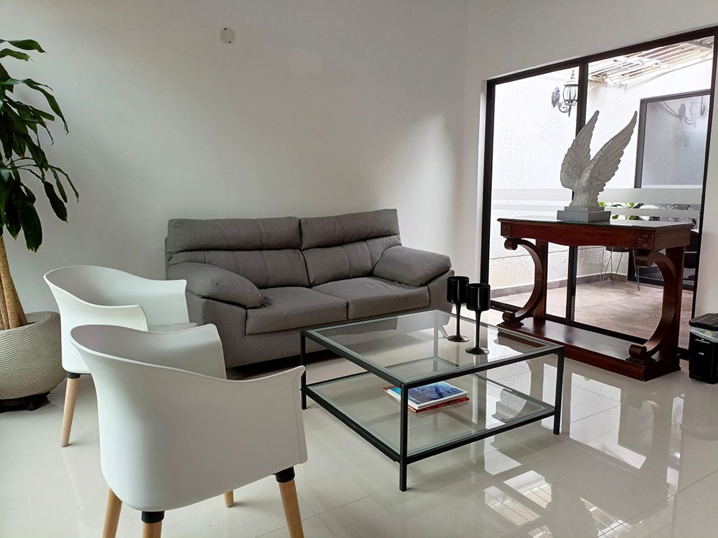 Oficina en arriendo Antioquia Medellín Simon Bolivar 280 m2 Habitaciones 0 Baños 6 Garajes 2 Precio $8000000