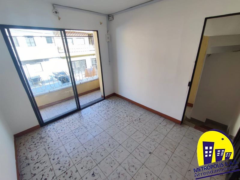 Casa en venta Antioquia Medellín Las Granjas 85 m2 Habitaciones 4 Baños 2 Garajes 0 Precio $215000000