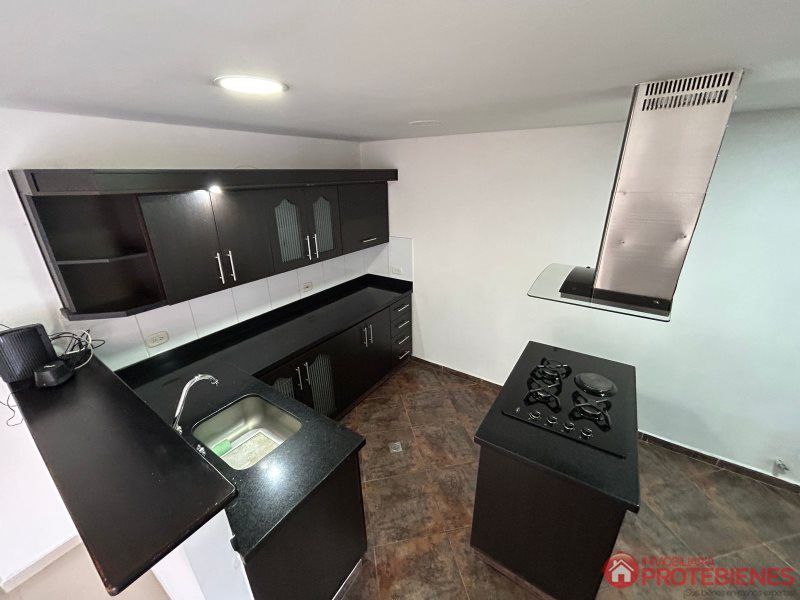 Apartamento en arriendo Antioquia Medellín Santa Fe 123 m2 Habitaciones 4 Baños 2 Garajes 1 Precio $3000000
