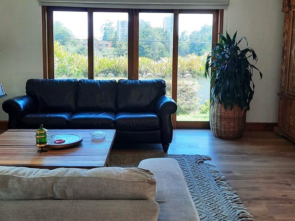 Casa en venta Antioquia Rionegro Rionegro 201 m2 Habitaciones 3 Baños 6 Garajes 3 Precio $2800000000