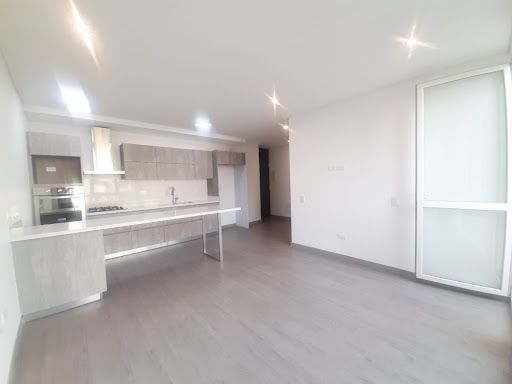 Apartamento en venta Risaralda Pereira Travesura-la Churria 104 m2 Habitaciones 3 Baños 2 Garajes 2 Precio $670000000