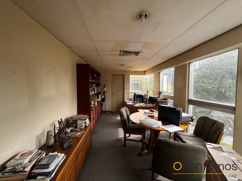 Oficina en arriendo Antioquia Medellín Caicedo 42 m2 Habitaciones 0 Baños 1 Garajes 0 Precio $3300000