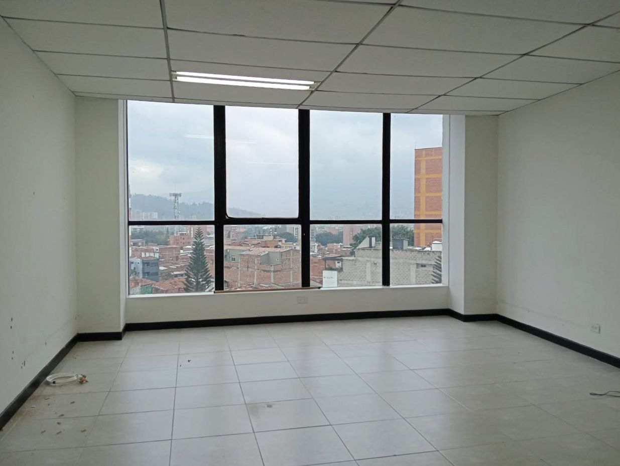Oficina en arriendo Antioquia Medellín Lorena 45 m2 Habitaciones 0 Baños 0 Garajes 2 Precio $2600000
