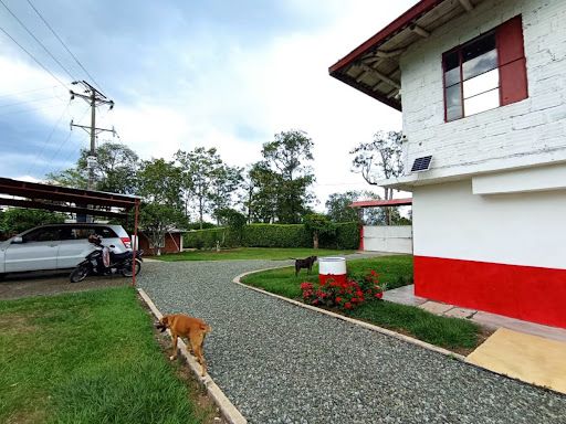 Finca en venta Risaralda Pereira Pereira 10000 m2 Habitaciones 4 Baños 6 Garajes 1 Precio $1500000000