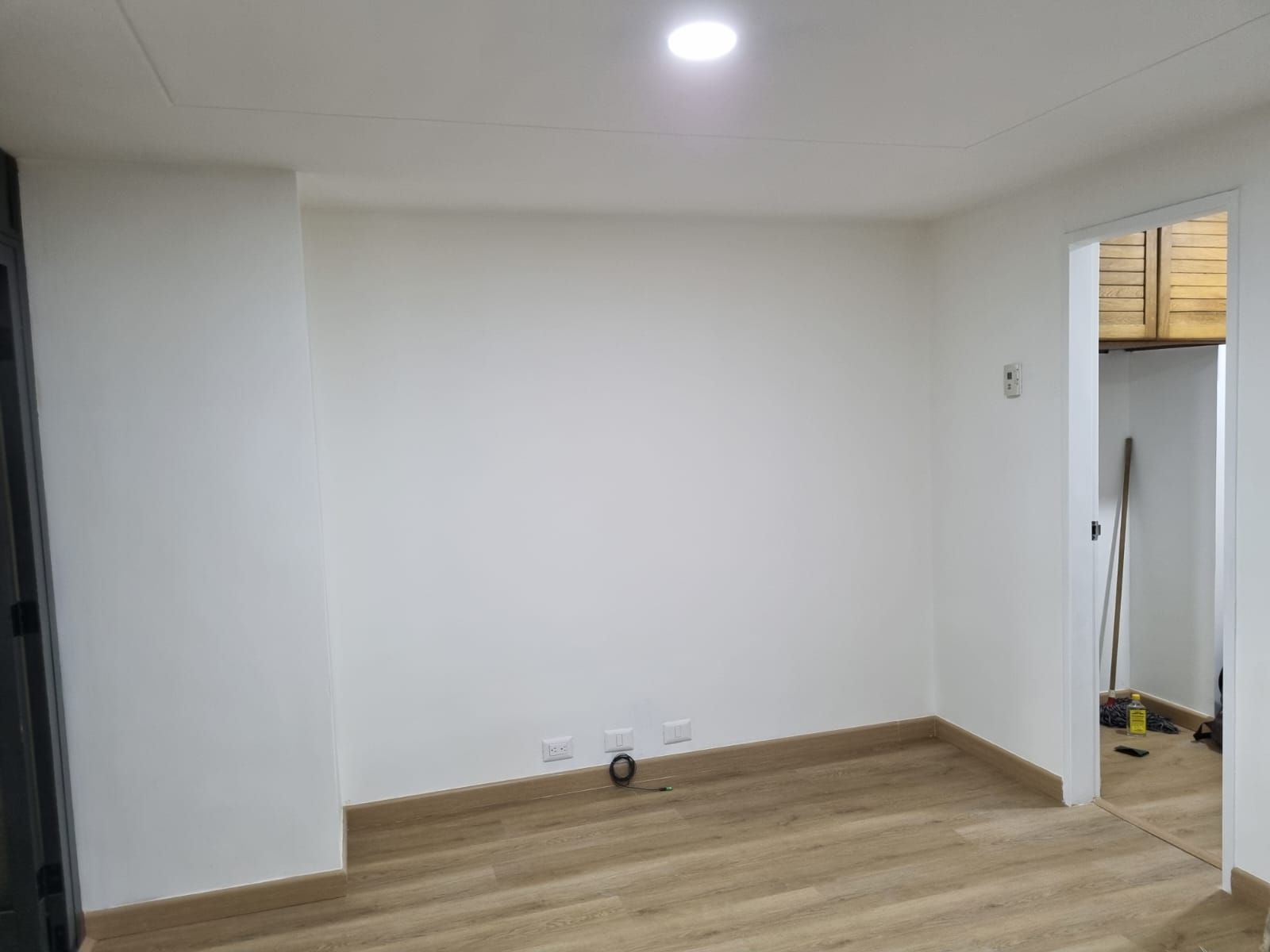 Oficina en arriendo Antioquia Medellín El Diamante No2 229 m2 Habitaciones 0 Baños 1 Garajes 3 Precio $3700000