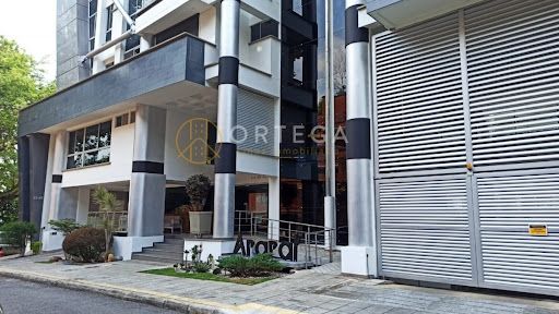 Apartaestudio en venta Santander Bucaramanga Terrazas 120 m2 Habitaciones 1 Baños 2 Garajes 3 Precio $763000000