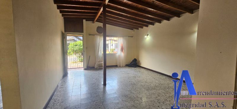 Casa en arriendo o venta Antioquia Medellín Granada 164 m2 Habitaciones 4 Baños 3 Garajes 1 Precio venta $850000000 Precio arriendo $4000000