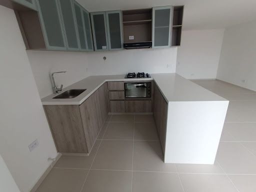 Apartamento en arriendo Antioquia Medellín Urbanizacion Torres Del Estadio 90 m2 Habitaciones 3 Baños 2 Garajes 2 Precio $3600000