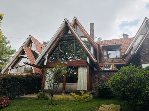 Casa en venta Cundinamarca Bogotá Casa Blanca Suba 200 m2 Habitaciones 3 Baños 4 Garajes 5 Precio $1200000000