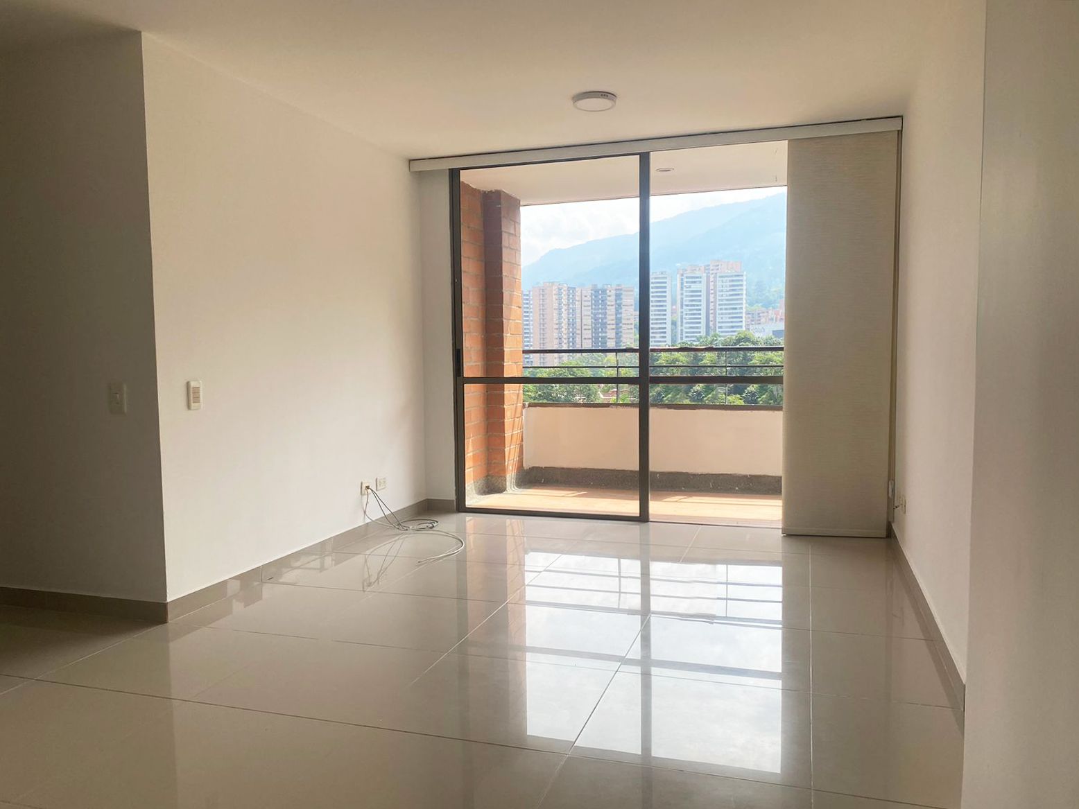 Apartamento en arriendo o venta Antioquia Envigado Envigado 80 m2 Habitaciones 3 Baños 2 Garajes 2 Precio venta $630000000 Precio arriendo $3650000