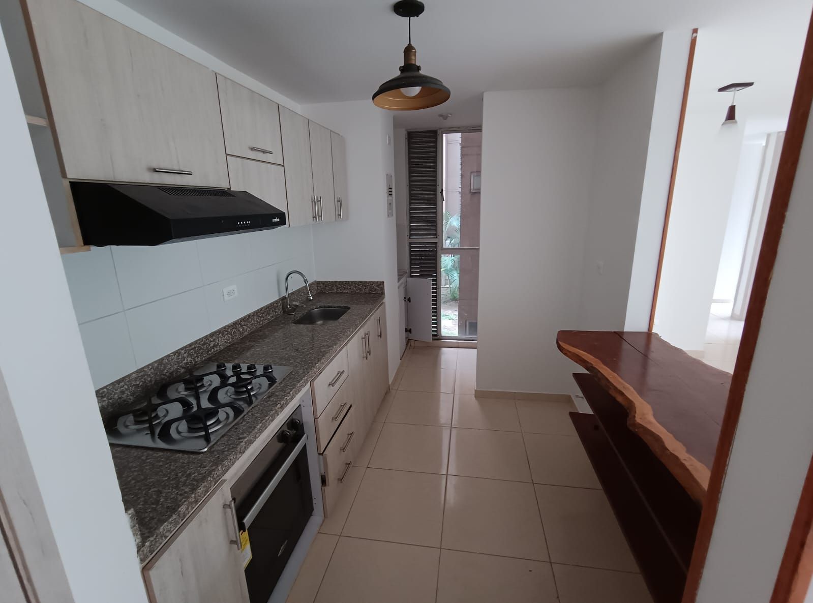 Apartamento en venta Tolima Ibagué Cd Simon Bolivar Et I 72 m2 Habitaciones 3 Baños 2 Garajes 2 Precio $355000000