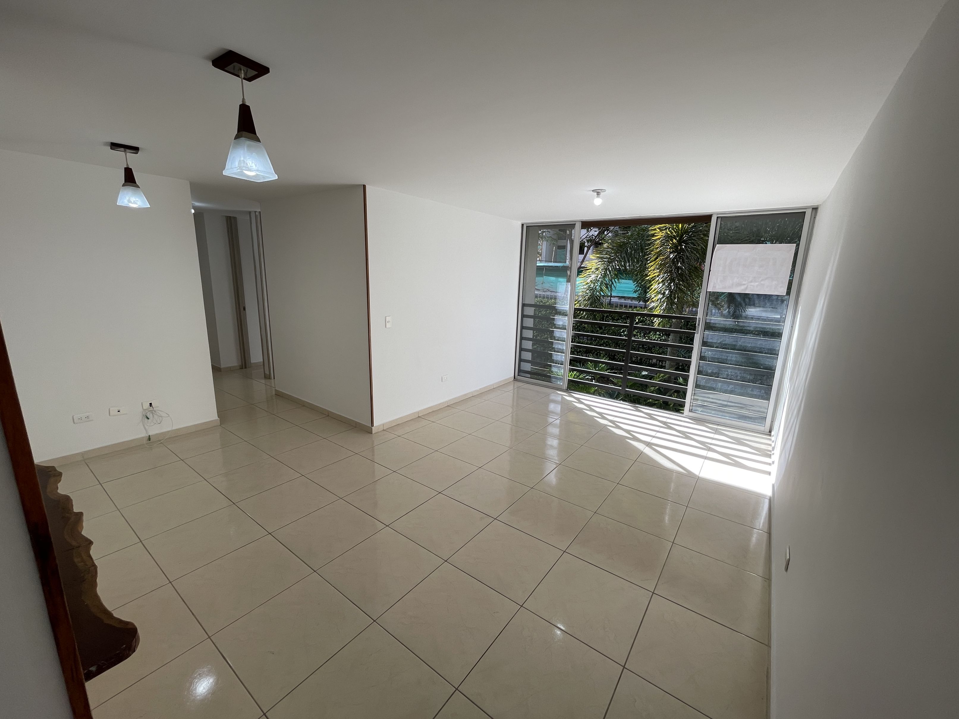 Apartamento en venta Tolima Ibagué Florida 76 m2 Habitaciones 3 Baños 2 Garajes 2 Precio $355000000