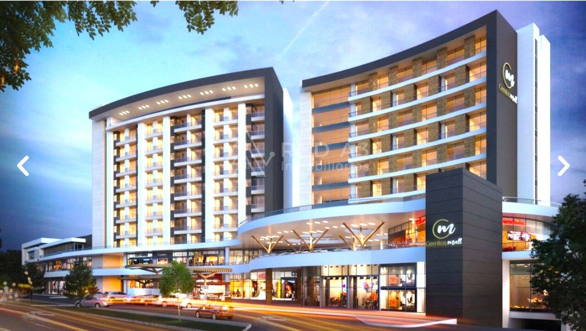 Local en venta Risaralda Pereira Pereira 423 m2 Habitaciones 0 Baños 10 Garajes 2 Precio $4653000000