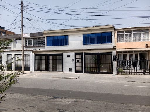 Oficina en arriendo Cundinamarca Bogotá Belalcázar 15 m2 Habitaciones 0 Baños 2 Garajes 0 Precio $1000000
