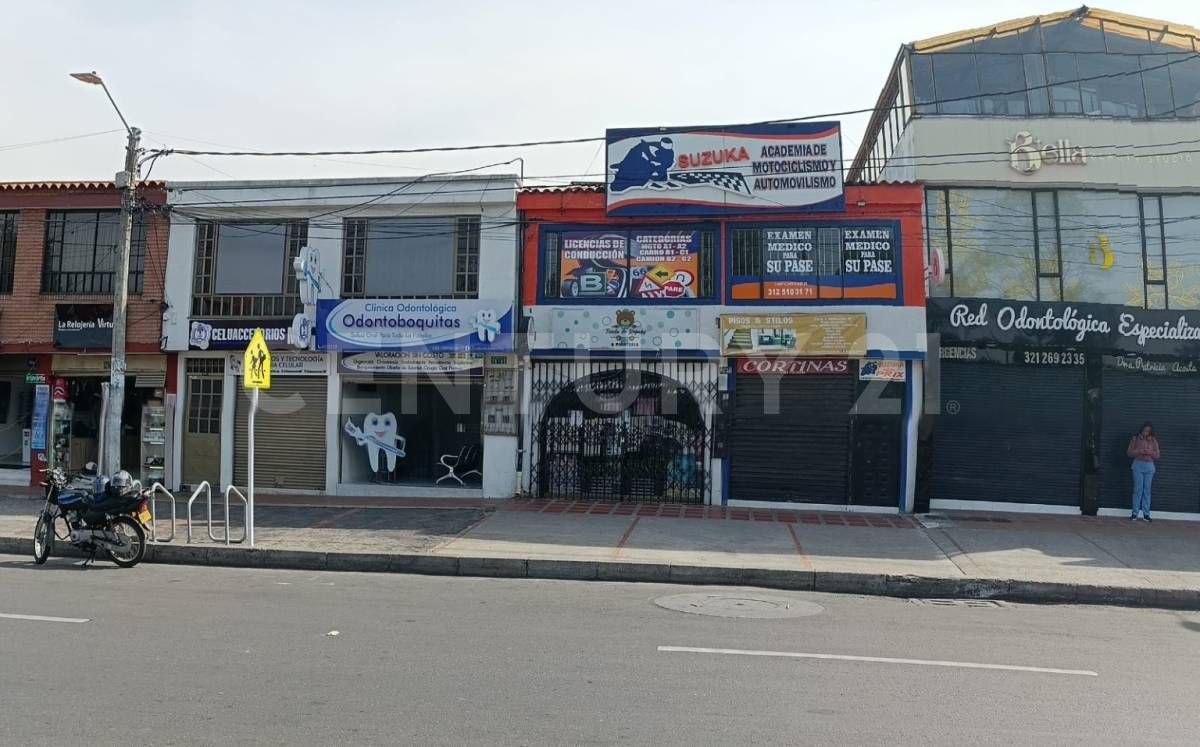 Local en venta Cundinamarca Bogotá Bavaria Techo Et Iii 233 m2 Habitaciones 0 Baños 6 Garajes 0 Precio $1750000000