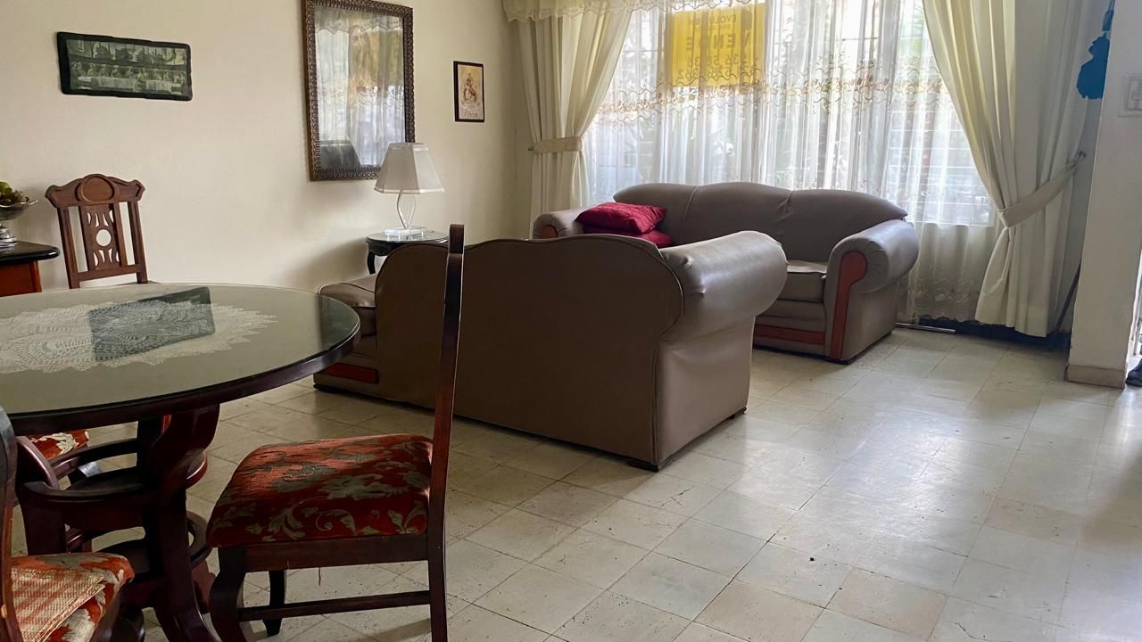 Casa en venta Antioquia Medellín Rosales 192 m2 Habitaciones 5 Baños 4 Garajes 2 Precio $780000000