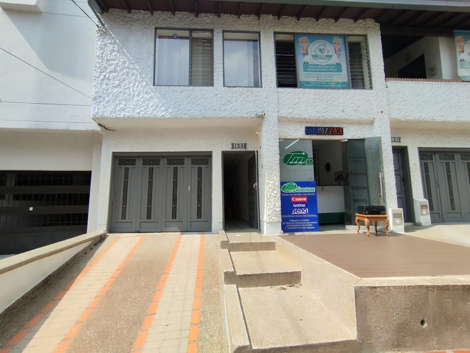 Casa en arriendo Antioquia Medellín Las Acacias 230 m2 Habitaciones 5 Baños 3 Garajes 1 Precio $13100000