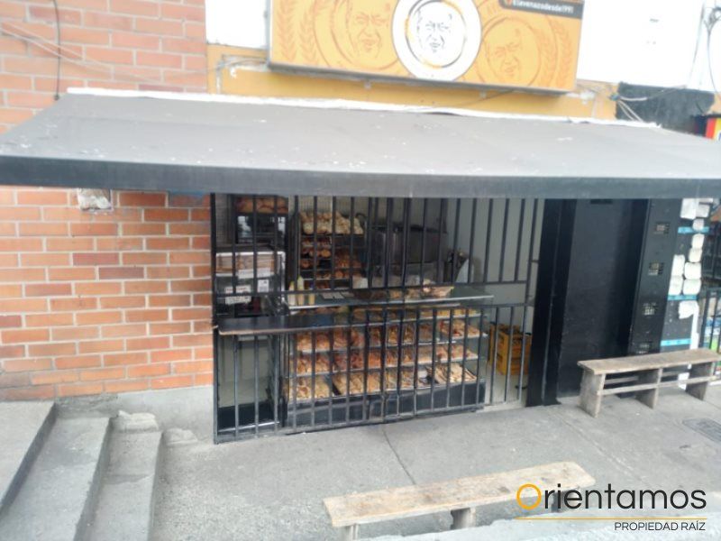 Local en venta Antioquia Medellín La America 65 m2 Habitaciones 0 Baños 1 Garajes 0 Precio $698000000