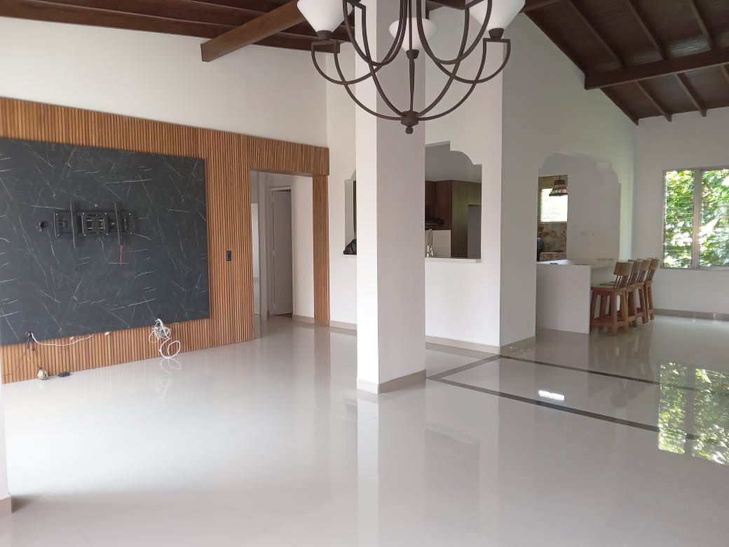 Apartamento en arriendo Antioquia Medellín Patio Bonito 148 m2 Habitaciones 3 Baños 2 Garajes 3 Precio $4950000