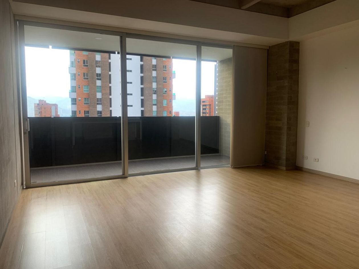 Apartamento en arriendo Antioquia Medellín Alejandria 126 m2 Habitaciones 2 Baños 4 Garajes 3 Precio $6000000