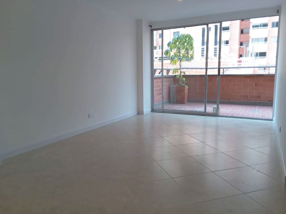 Apartamento en arriendo Antioquia Medellín Patio Bonito 106 m2 Habitaciones 4 Baños 2 Garajes 2 Precio $4150000