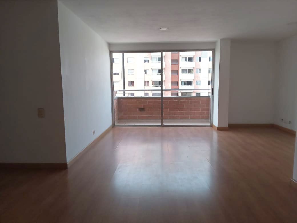 Apartamento en arriendo Antioquia Medellín Patio Bonito 78 m2 Habitaciones 2 Baños 2 Garajes 2 Precio $3650000