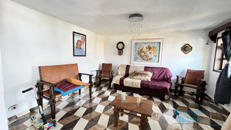 Casa en venta Antioquia Medellín Castilla 204 m2 Habitaciones 2 Baños 3 Garajes 0 Precio $450000000