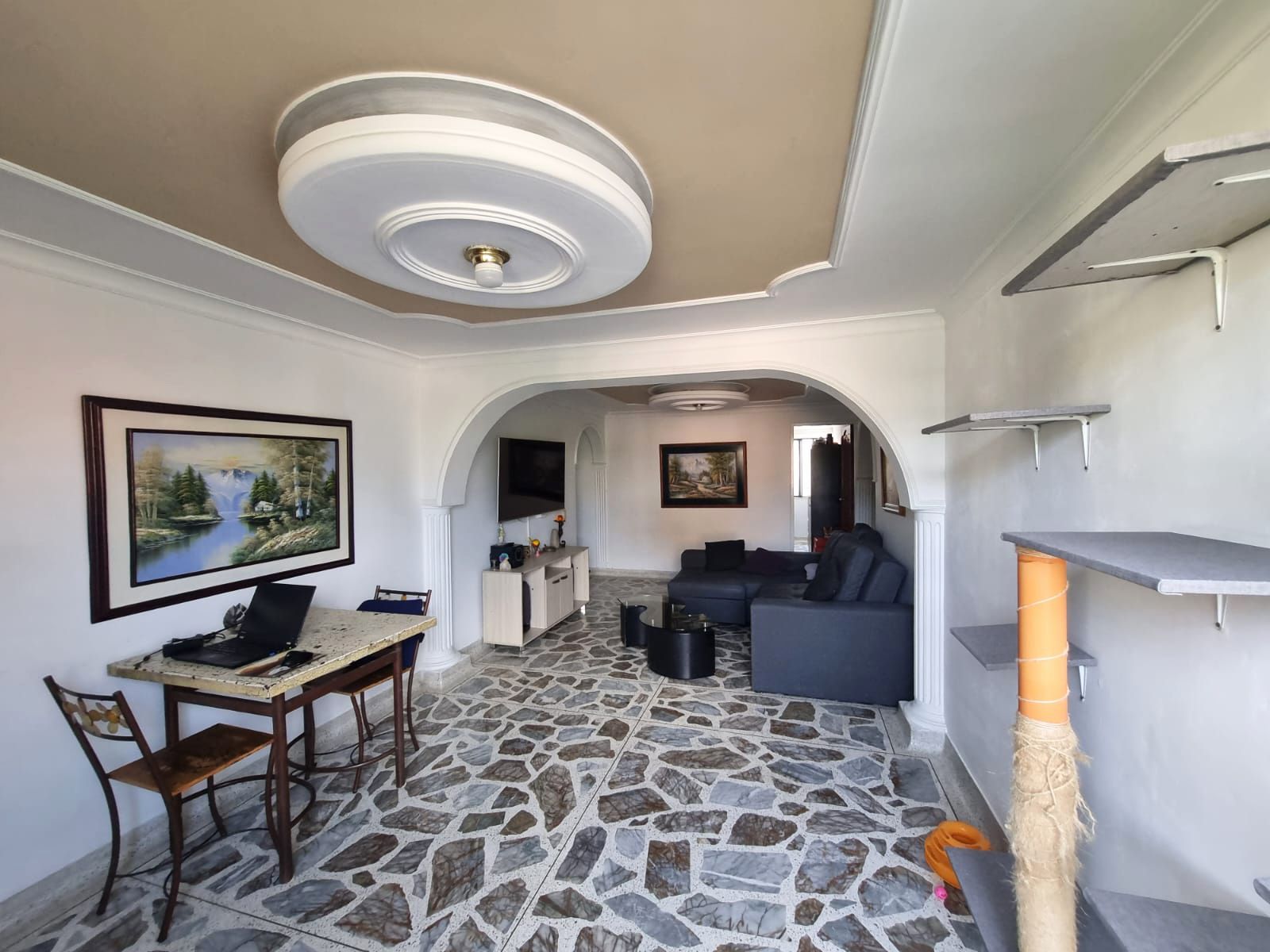 Apartamento en venta Antioquia Medellín Cuarta Brigada 102 m2 Habitaciones 3 Baños 2 Garajes 2 Precio $500000000