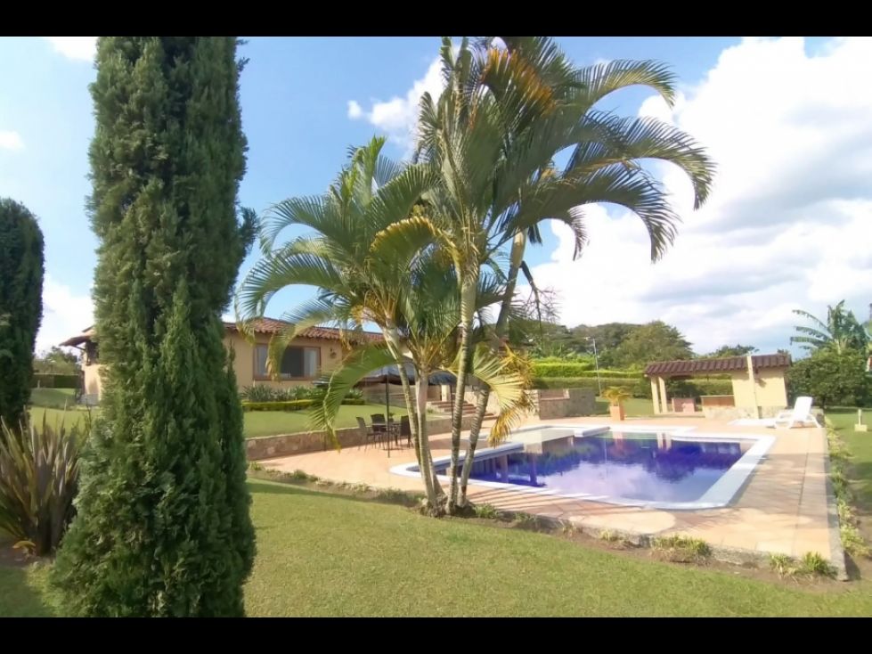 Casa Campestre en venta Quindío Armenia Armenia 787 m2 Habitaciones 3 Baños 8 Garajes 5 Precio $1850000000
