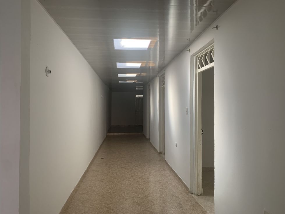 Casa en venta Valle Del Cauca Tuluá Las Delicias 180 m2 Habitaciones 4 Baños 0 Garajes 2 Precio $250000000