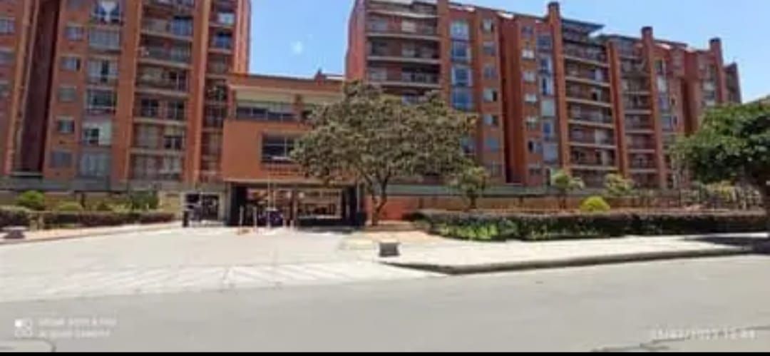 Apartamento en venta Cundinamarca Bogotá Bosque De La Colina Suba 82 m2 Habitaciones 3 Baños 2 Garajes 2 Precio $450000000
