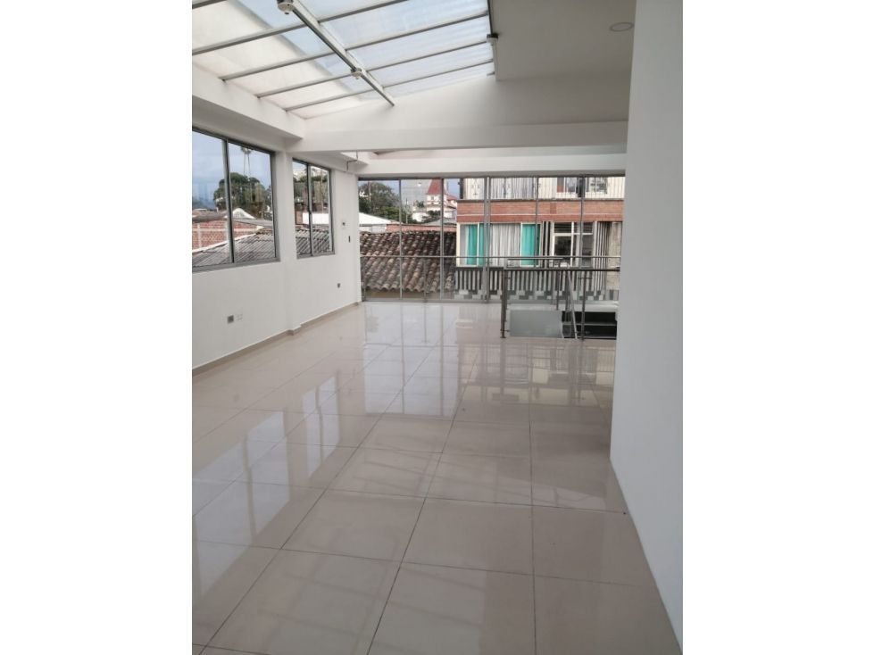 Local en arriendo Caldas Manizales Lleras 140 m2 Habitaciones 0 Baños 2 Garajes 0 Precio $2400000