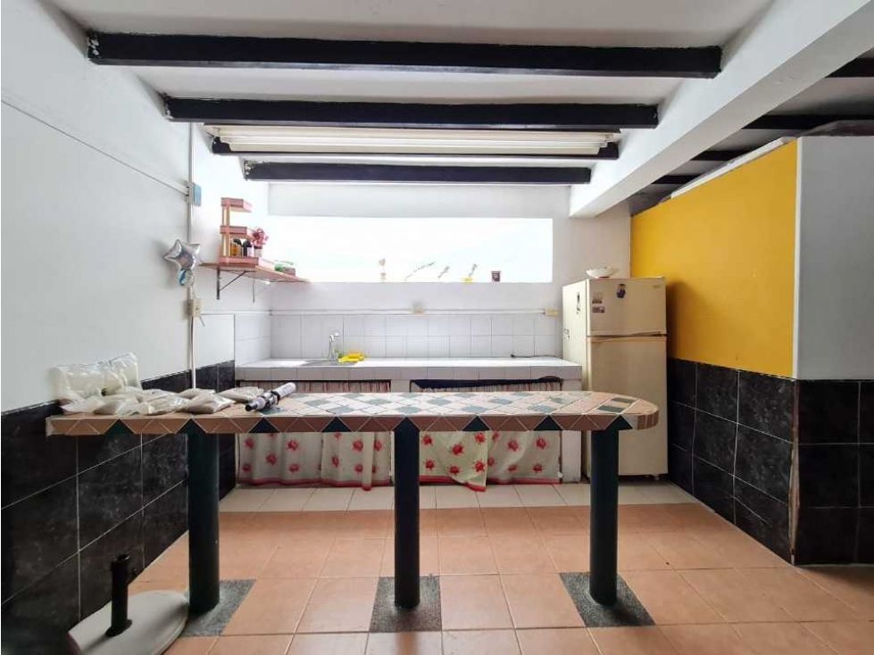 Casa en venta Caldas Manizales Santa Helena 226 m2 Habitaciones 7 Baños 3 Garajes 4 Precio $500000000