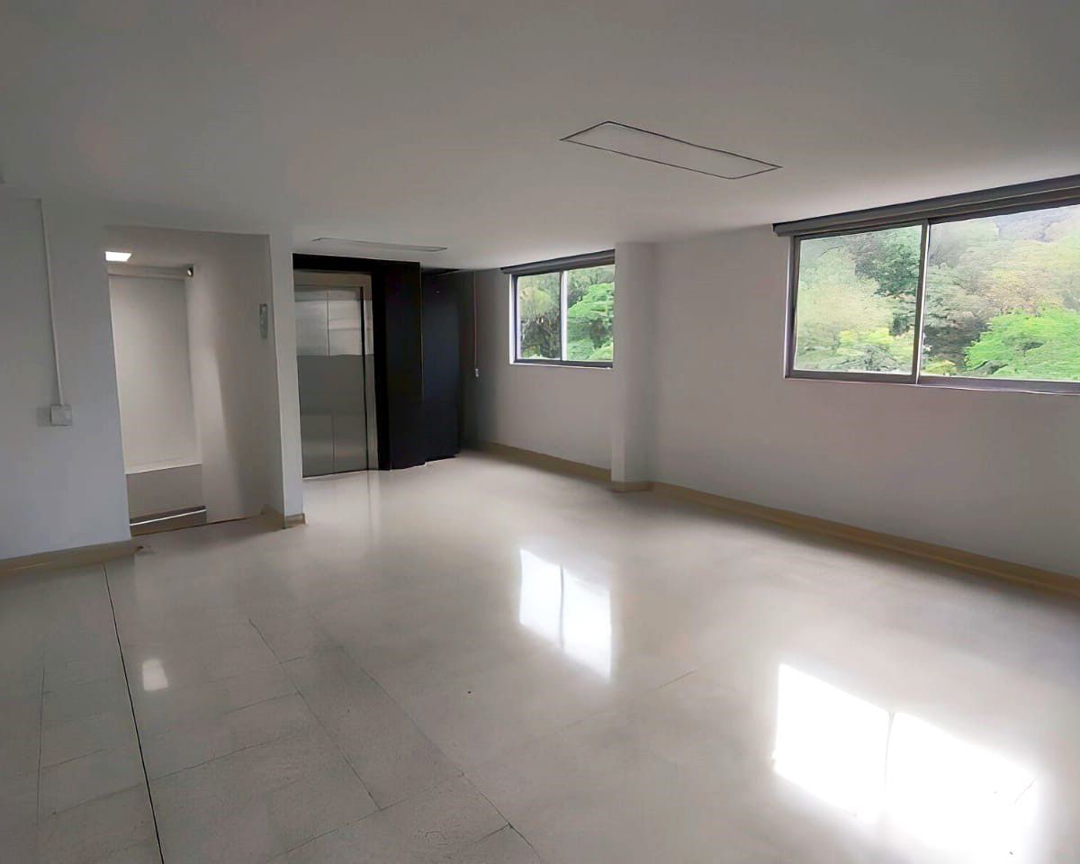 Oficina en venta Antioquia Medellín Fatima 2625 m2 Habitaciones 0 Baños 25 Garajes 14 Precio $9600000000