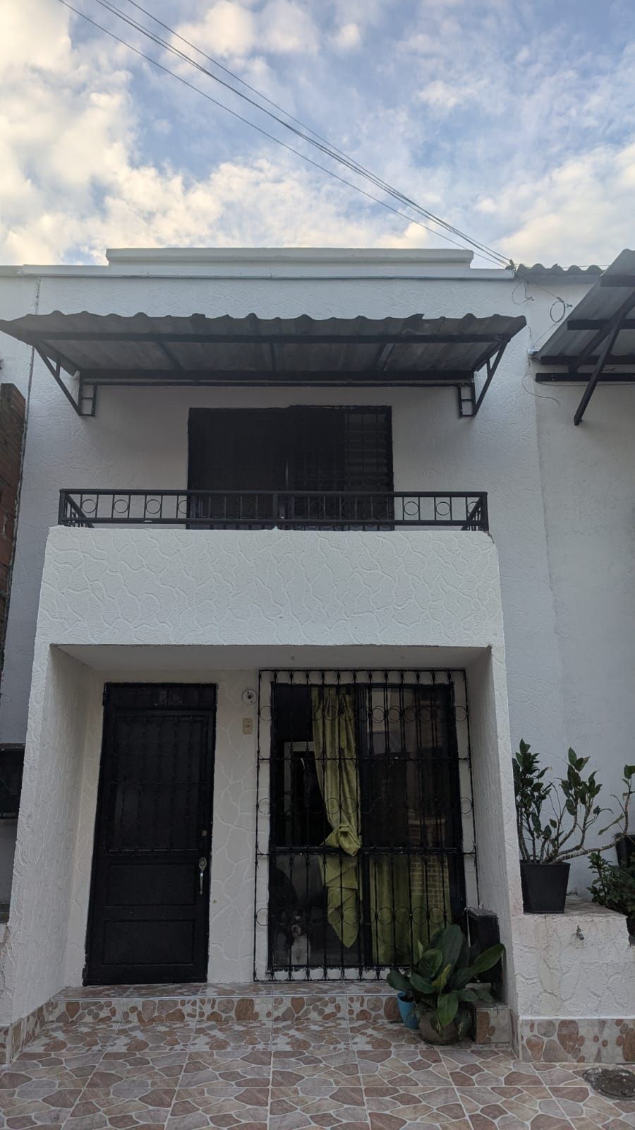 Casa en venta Tolima Ibagué Ub Confenalco 146 m2 Habitaciones 5 Baños 2 Garajes 2 Precio $260000000