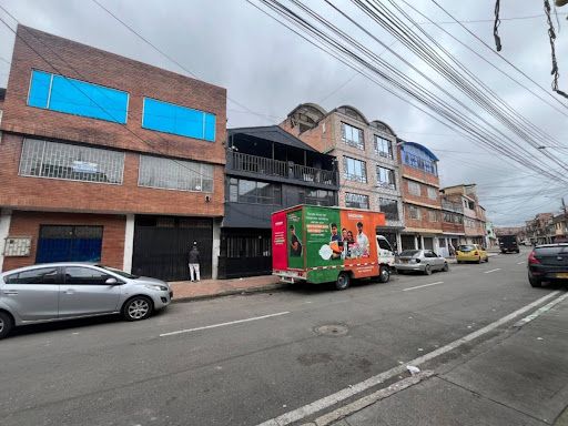 Bodega en venta Cundinamarca Bogotá Laguneta 416 m2 Habitaciones 0 Baños 4 Garajes 1 Precio $680000000