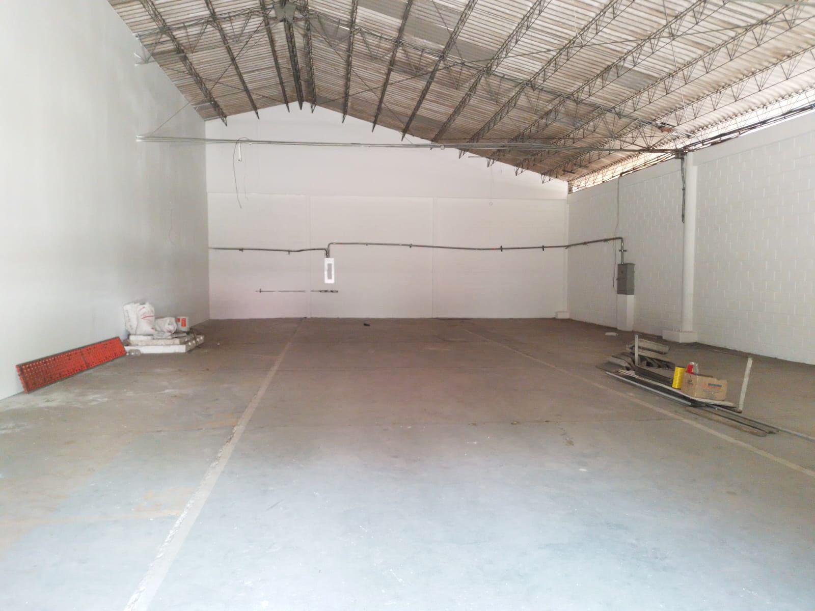 Bodega en arriendo Antioquia Medellín Caribe 328 m2 Habitaciones 0 Baños 10 Garajes 3 Precio $16000000