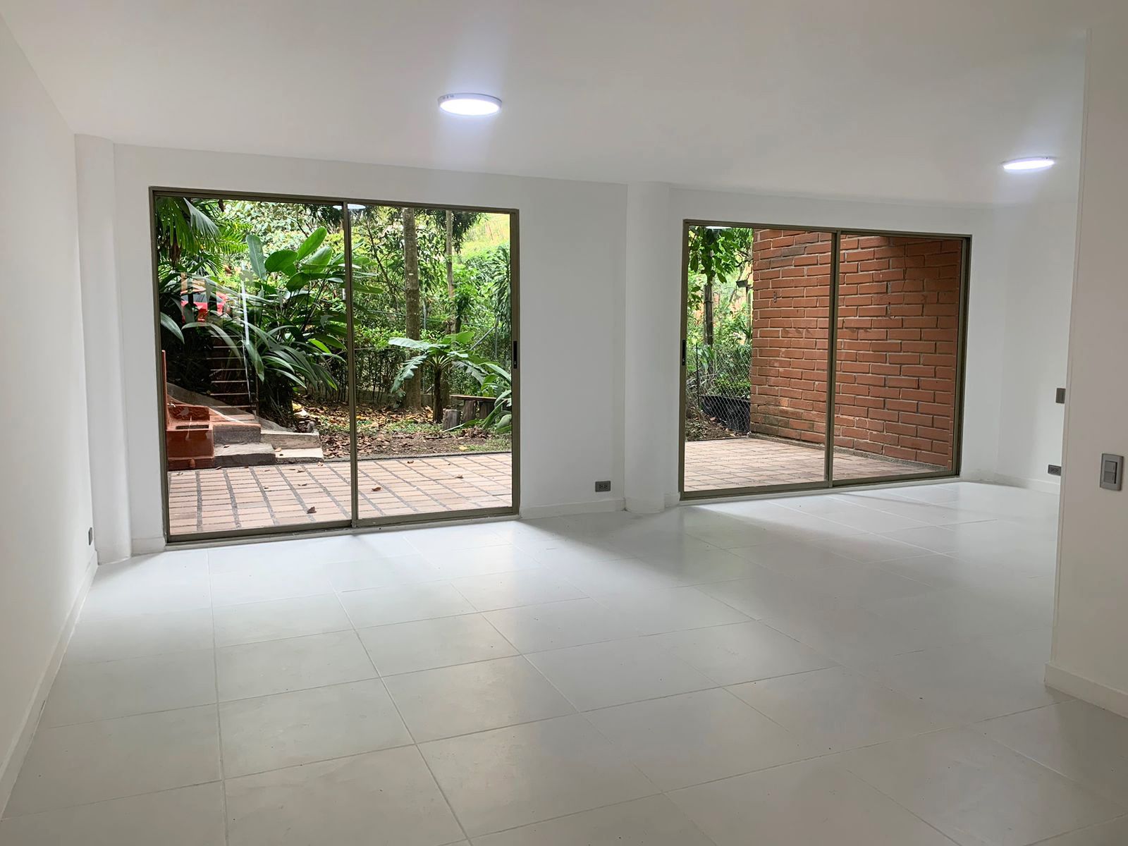 Casa en arriendo Antioquia Medellín Los Naranjos 149 m2 Habitaciones 3 Baños 4 Garajes 3 Precio $6400000