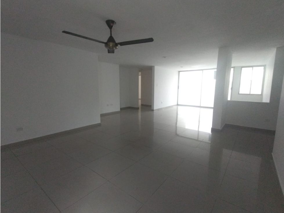Apartamento en arriendo Atlántico Barranquilla Altos Del Prado 170 m2 Habitaciones 3 Baños 3 Garajes 1 Precio $2500000