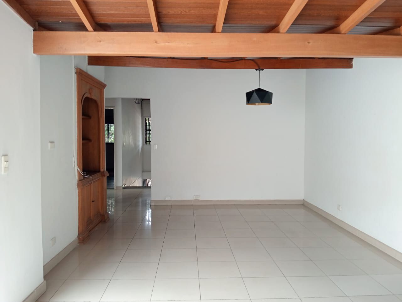 Casa en arriendo Antioquia Medellín Suramericana 130 m2 Habitaciones 4 Baños 4 Garajes 2 Precio $4900000