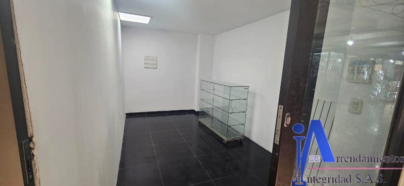 Local en arriendo Antioquia Itagüí Centro 31 m2 Habitaciones 0 Baños 0 Garajes 0 Precio $1500000