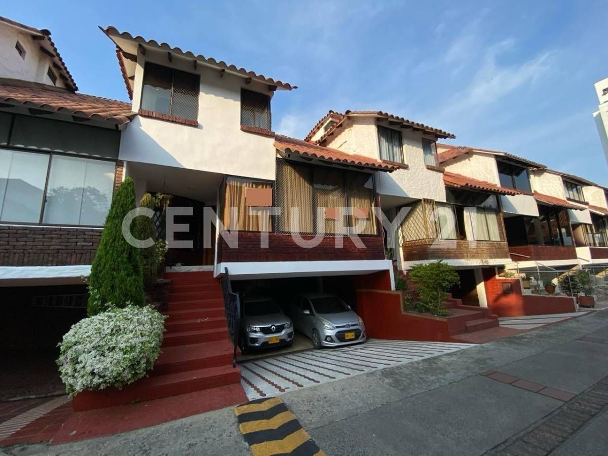 Casa en venta Valle Del Cauca Cali Nueva Tequendama 237 m2 Habitaciones 4 Baños 4 Garajes 3 Precio $950000000