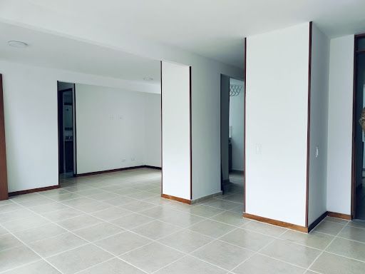 Apartamento en arriendo Antioquia Medellín Diego Echavarria 80 m2 Habitaciones 3 Baños 2 Garajes 2 Precio $2800000