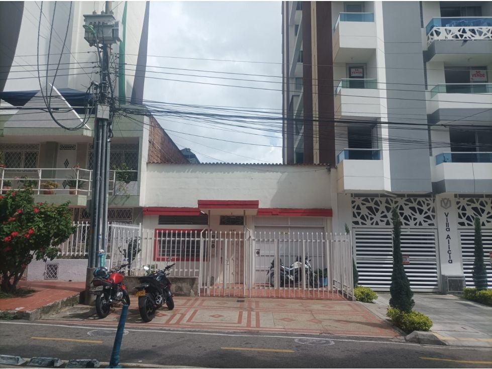 Casa en venta Santander Bucaramanga San Alonso 300 m2 Habitaciones 3 Baños 2 Garajes 2 Precio $1050000000
